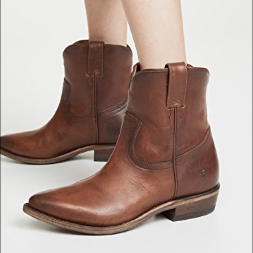 Frye Billy Short Ankle Cowboy Boot 7